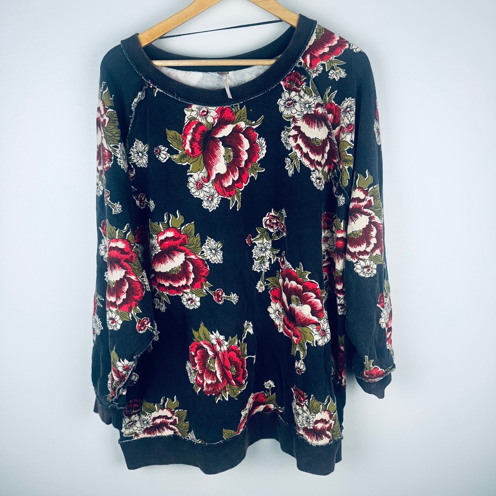 Free People Sweatshirt Women Large Gray Floral Oversized Raglan Pullover Top